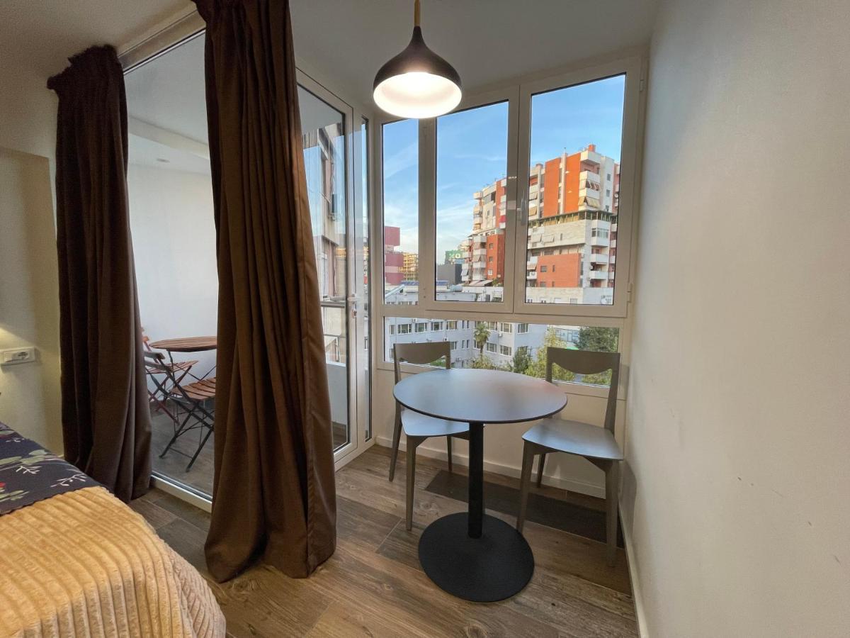 Boutique Central Studio Apartments Тирана Екстер'єр фото