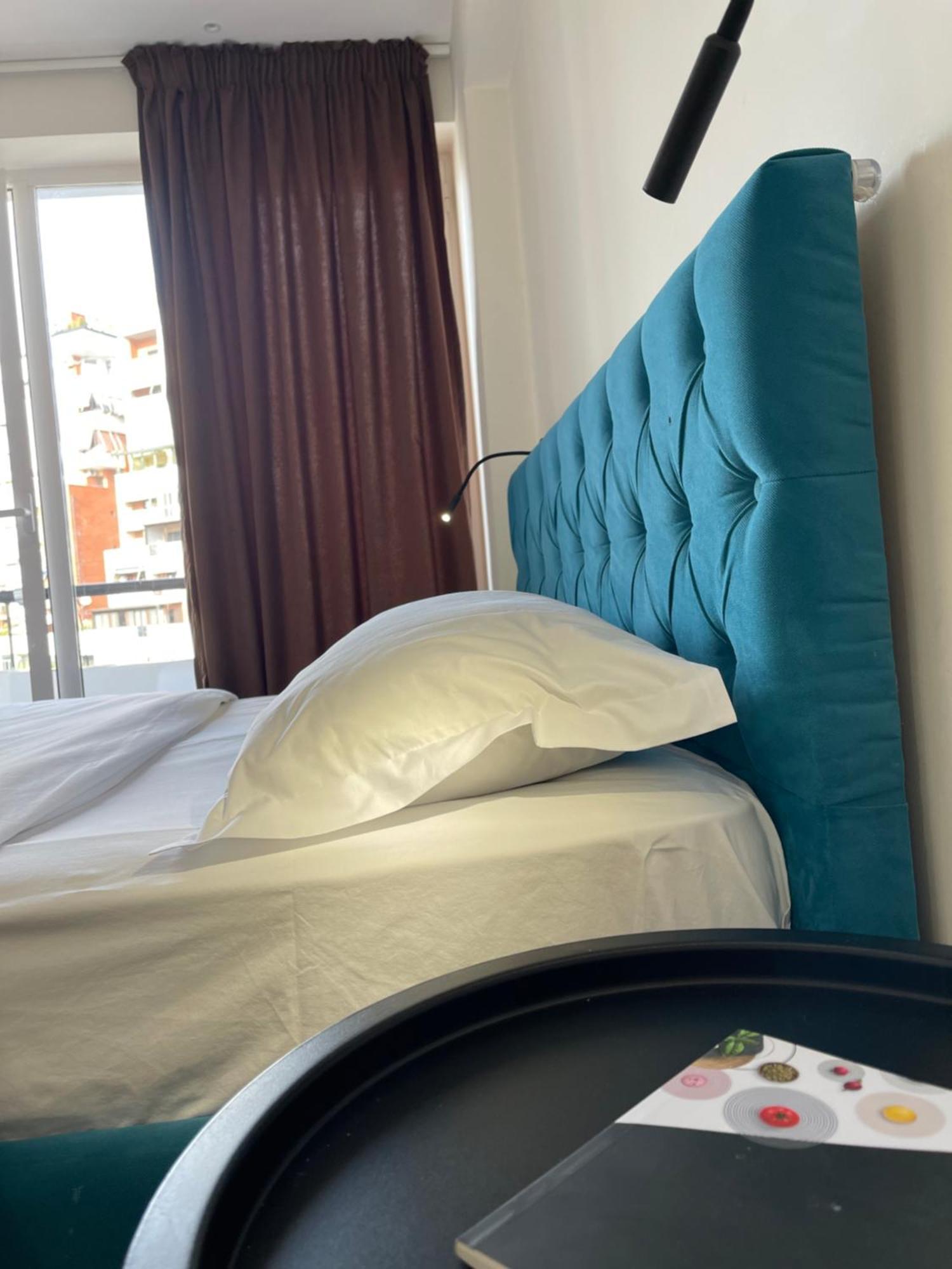 Boutique Central Studio Apartments Тирана Екстер'єр фото